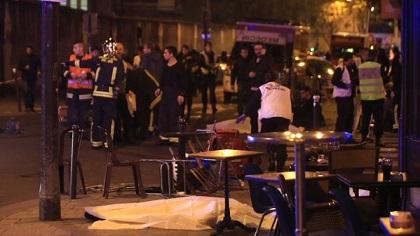 Aumentan a 149 los muertos por los tiroteos y explosiones en París