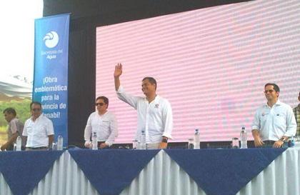 Dos obras inauguró el presidente Rafael Correa en Chone