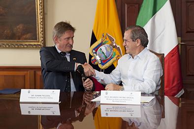 Ecuador e Italia firman acuerdos