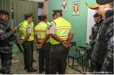 Operativo Eslabón 78 dejó doce detenidos, entre ellos nueve policías