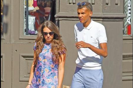 El cantante Stromae se casa en Bélgica con su novia Coralie | El Diario Ecuador