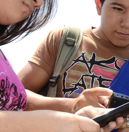 Ecuatorianos podrán comprar celulares en el exterior