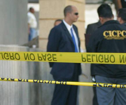 Cuatro ecuatorianos son asesinados en una terminal de buses de Caracas