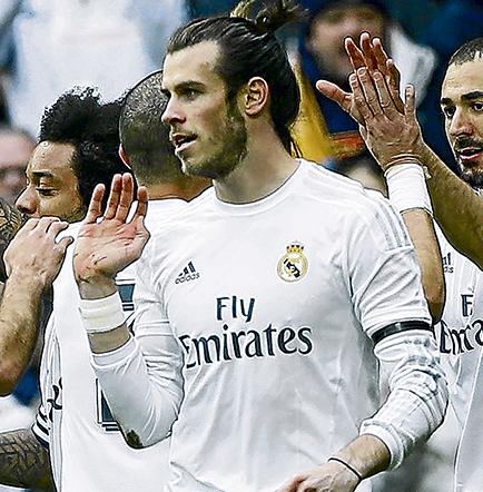 El Real Madrid golea al Gigón, pero pierde a Bale y Benzema