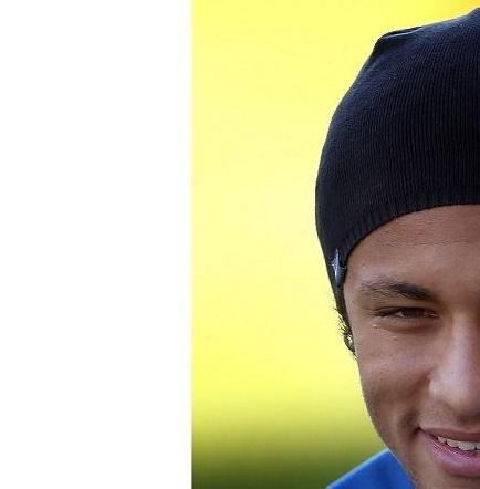 Neymar, con molestias en los isquiotibiales, es duda para jugar en Málaga