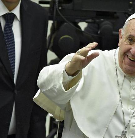 El papa Francisco advierte que las redes sociales pueden 'herir'