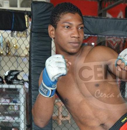 Roger Arroyo representará a Santo Domingo en campeonato de artes marciales