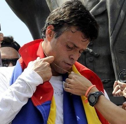 Leopoldo López: 'Mi alma y mis pensamientos vuelan en libertad'