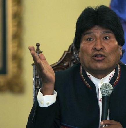 Ministra afirma que a Morales le dijeron que su hijo con Zapata había muerto