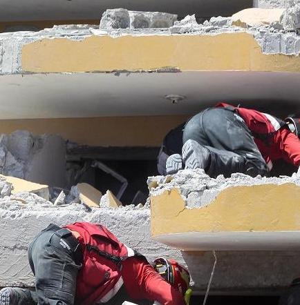 Actualización: La cifra de fallecidos tras terremoto en Ecuador supera los 500