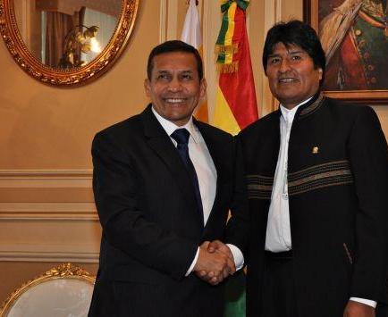 Humala y Morales visitarán Manta para entregar ayuda humanitaria a damnificados