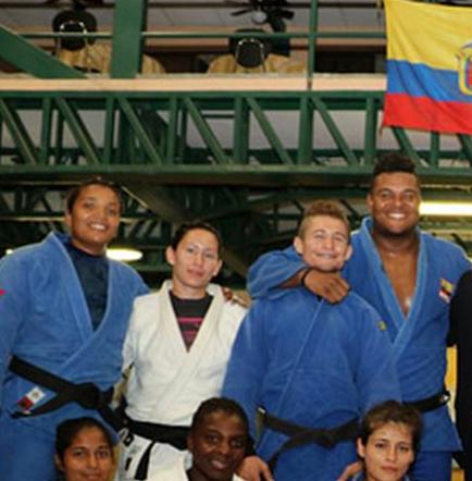 Judocas  ecuatorianos  compiten en  Panamericano