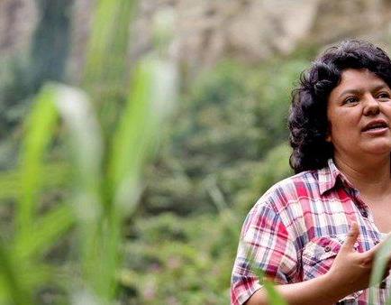 En prisión sospechosos del asesinato de ambientalista Berta Cáceres