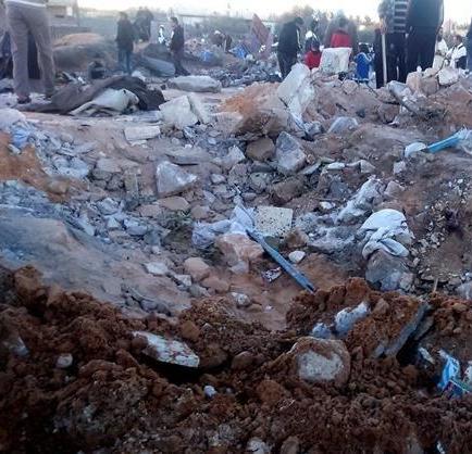 Dos niños muertos al caer tres misiles en una manifestación en Bengasi