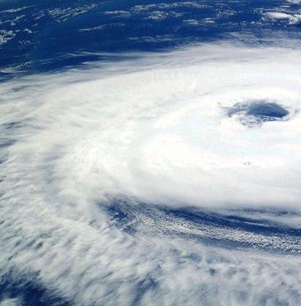 Meteorólogos mexicanos prevén 30 ciclones en Atlántico y Pacífico en 2016