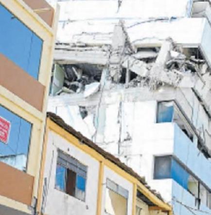 MTOP programa una demolición técnica en Portoviejo tras terremoto de 7,8 grados Ritcher