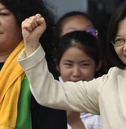 La nueva presidenta taiwanesa es una 'radical' por estar soltera, dice China