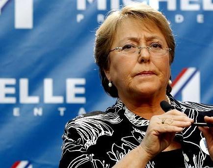Bachelet indignada por publicación que la implica en caso de corrupción