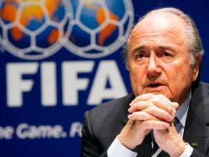 Blatter Dice Que Fue "testigo De Sorteos" Con "bolillas" Frías Y ...