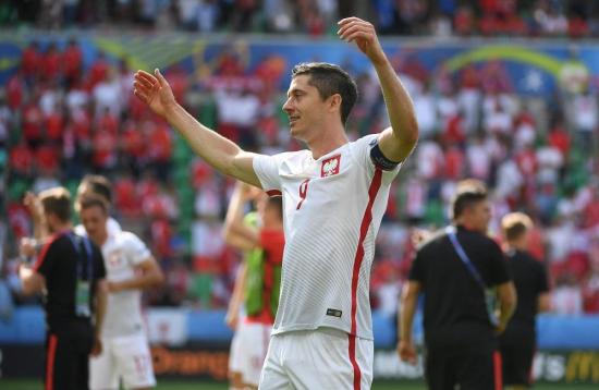 Polonia hace historia en la Eurocopa al pasar a cuartos de final