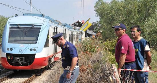 Confirman que 23 personas murieron en accidente de tren en Italia