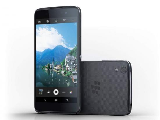 BlackBerry presenta su primer celular con sistema Android