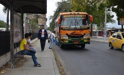 Comunidades cuentan con nuevo servicio de transporte público