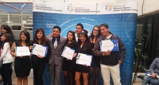Jóvenes ecuatorianos estudiarán en las mejores universidades del mundo