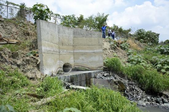 Solución provisional a descarga de aguas servidas al río Portoviejo