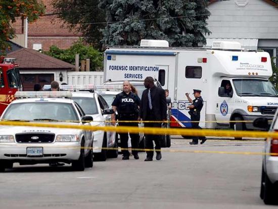 Tres personas mueren en Toronto tras ser atacadas con una ballesta