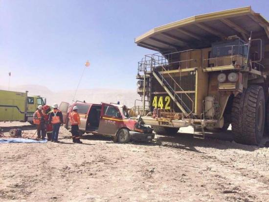 Dos mineros muertos y un herido en accidente en mina chilena