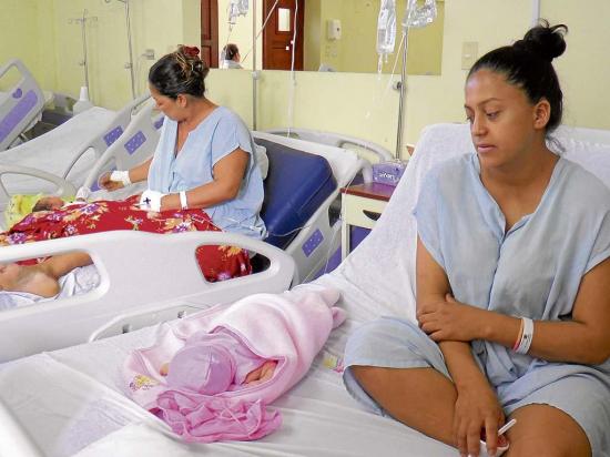 En Portoviejo hubo 3.016 partos durante el 2015, el 57 % fue por cesárea
