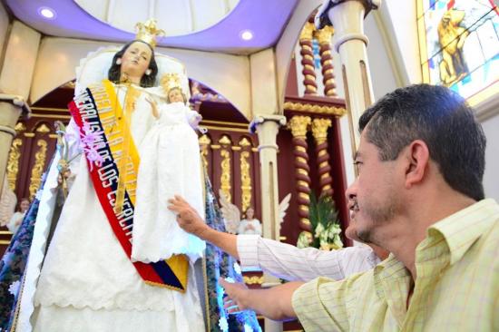 Devoción a la Virgen de la Merced se expresa en las calles de Portoviejo