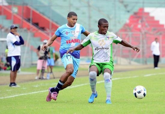 Manta FC e Imbabura empatan sin goles en el Reales Tamarindos