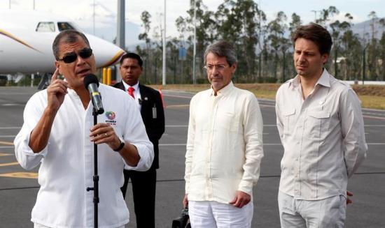 Correa dice que paz de Colombia 'es la mejor noticia para la Patria Grande'