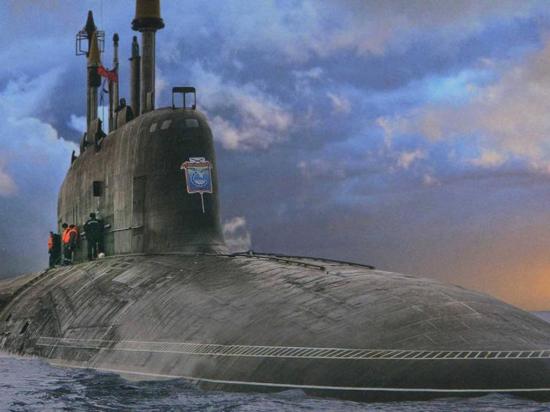 Submarino atómico vigilará el Pacífico