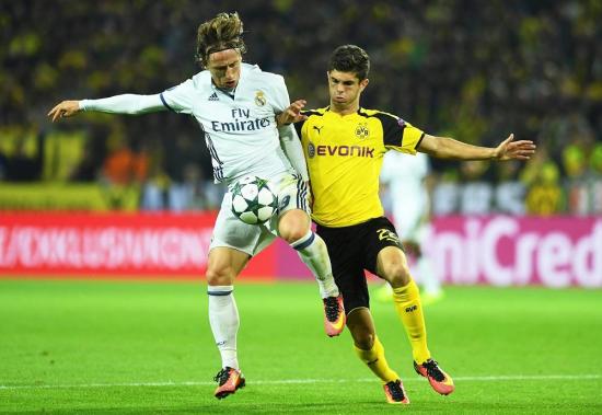 Borussia Dortmund le quita el triunfo al Real Madrid a tres del final
