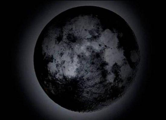 Este viernes se podrá ver la 'Luna Negra' y... ¿será el fin del mundo?