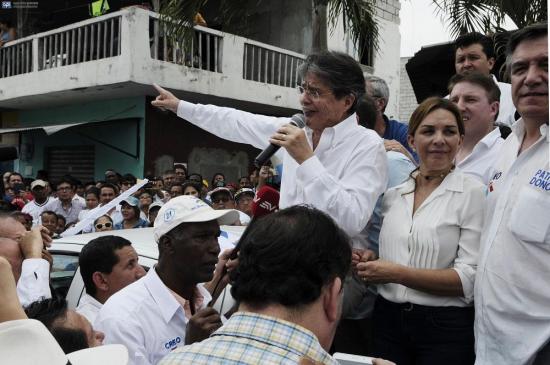 El opositor Guillermo Lasso anuncia creación de plataforma de control electoral