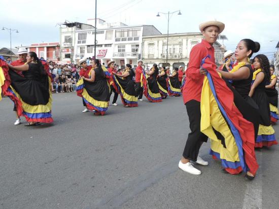 Jipijapa prendió sus fiestas de independencia