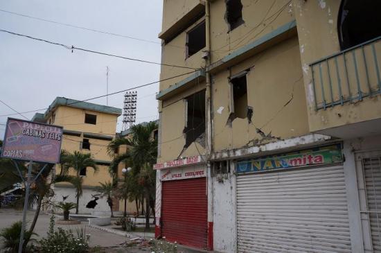 La soledad se tomó 'Los Almendros' tras el terremoto del 16A