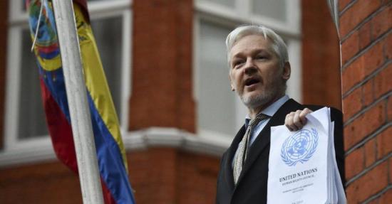 Fiscalía sueca no suspenderá orden de arresto de Assange para ir a sepelio