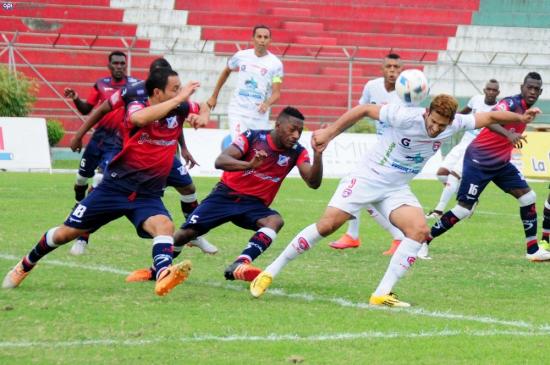 Gualaceo vence por 2-0 al Colón FC