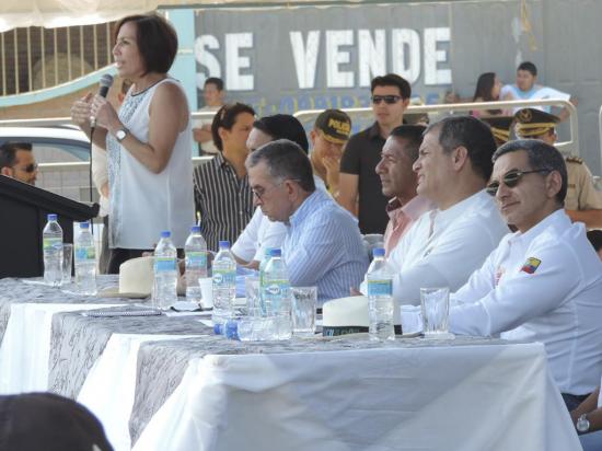 Correa ofrece agilizar ley de La Manga del Cura