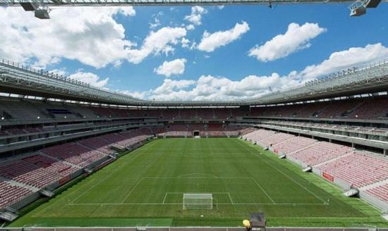 El 'clásico' del Camp Nou estrena el sistema de repetición 360º