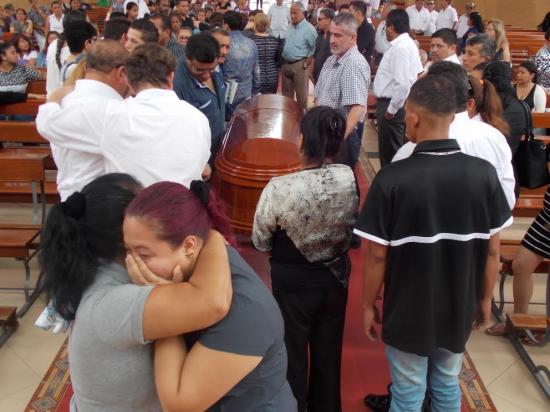 Cadáver de hombre que murió en un accidente en Portoviejo es cremado