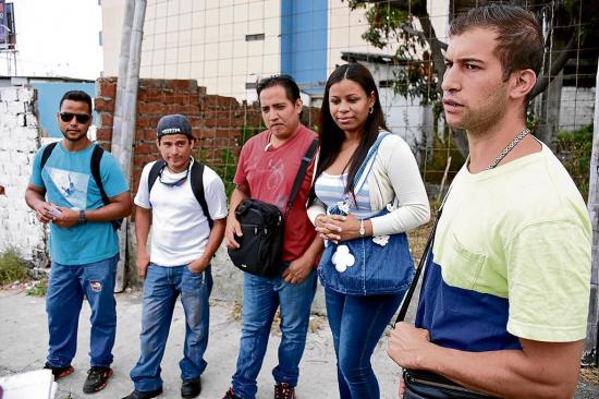 Venezolanos escapan de la crisis y buscan una oportunidad en Manta