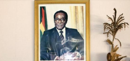 Detenido un pastor por profetizar la muerte del presidente de Zimbabue