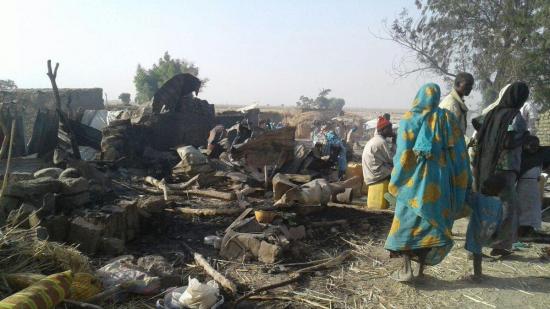 MÁS DE 50 MUERTOS: Ejército nigeriano bombardea 'por error' un campo de refugiados