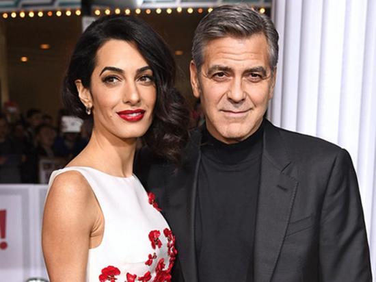La mujer de Clooney tendrá gemelos